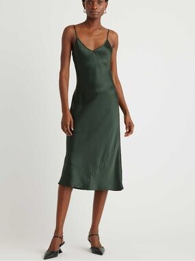 Quince 100% Silk Slip Dress Forest Green Midi Adjustable Straps Size Small